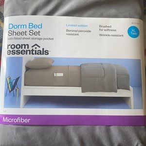 Never Used College Dorm Sheets w/ storage pocket